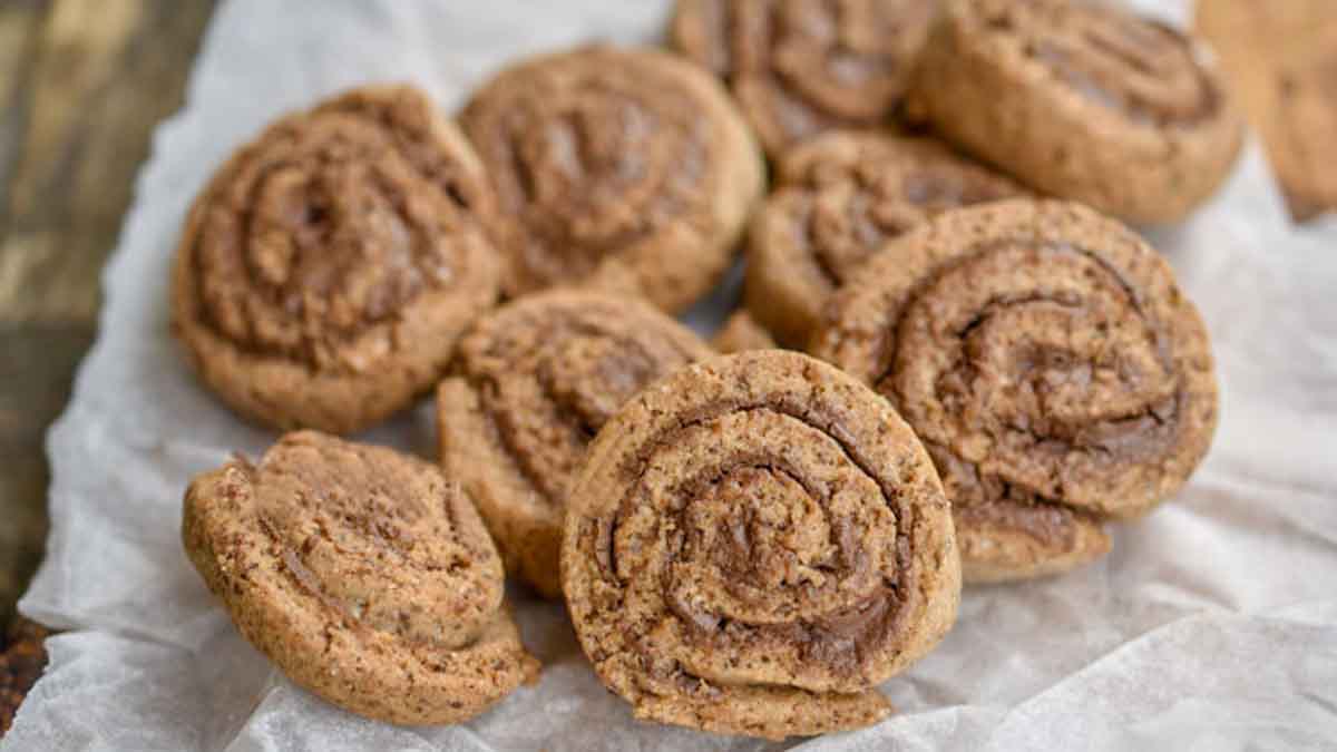 rouleaux de biscuits aux noisettes avec nutella