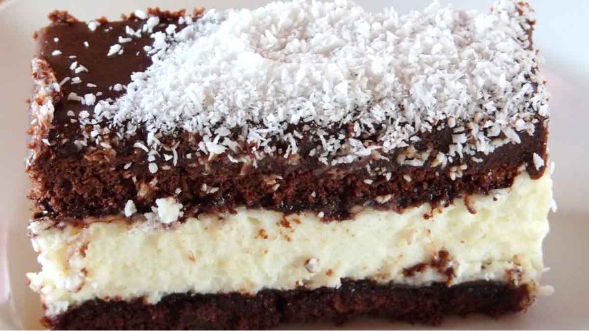 Gâteau fondant au chocolat et mousse coco