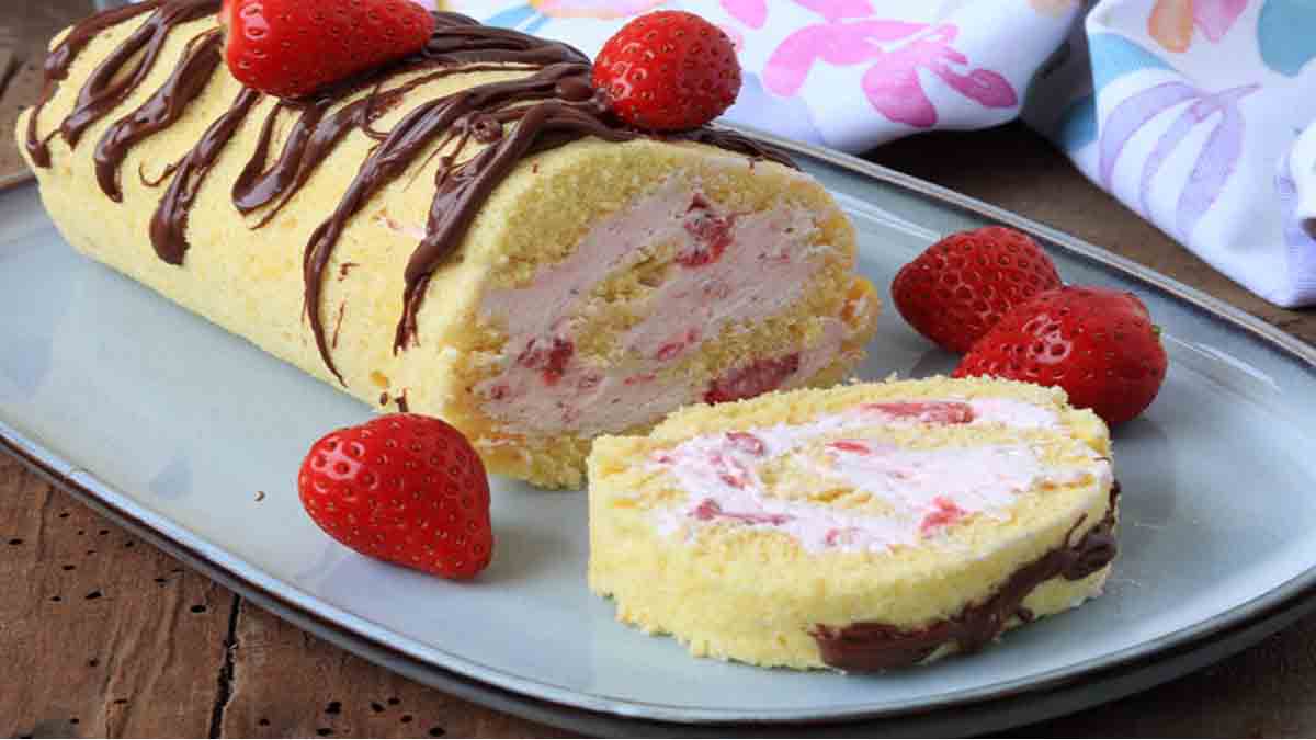 Gâteau roulé aux fraises et au Nutella