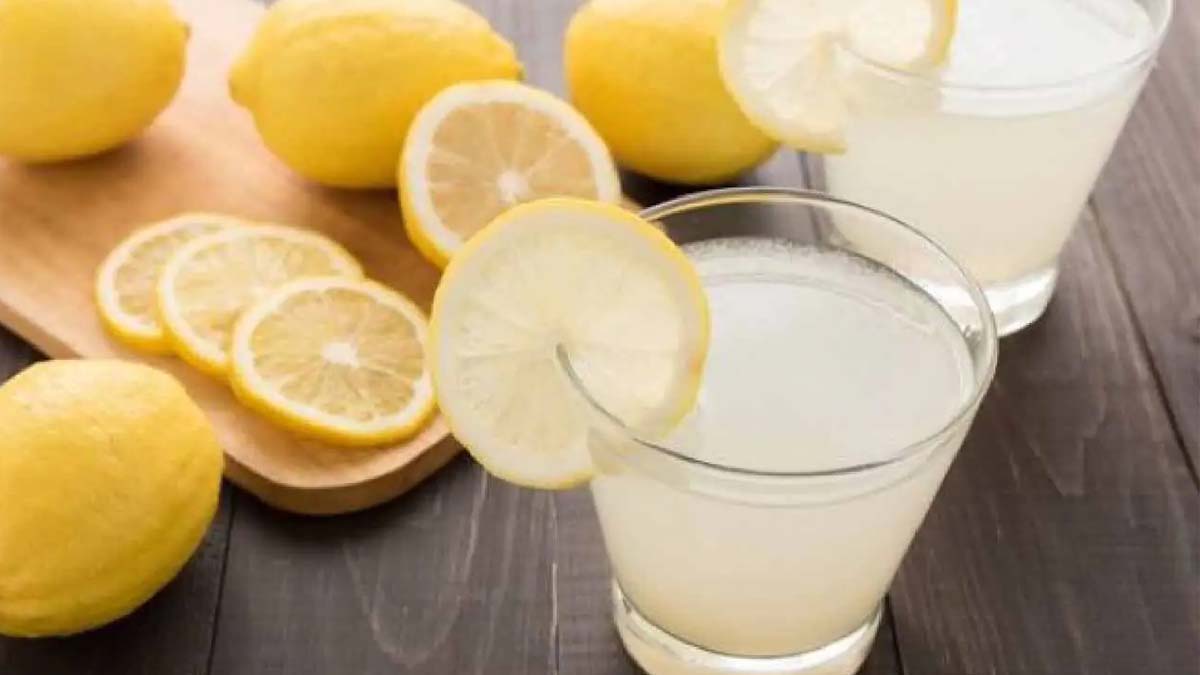 boire de l'eau citronnée