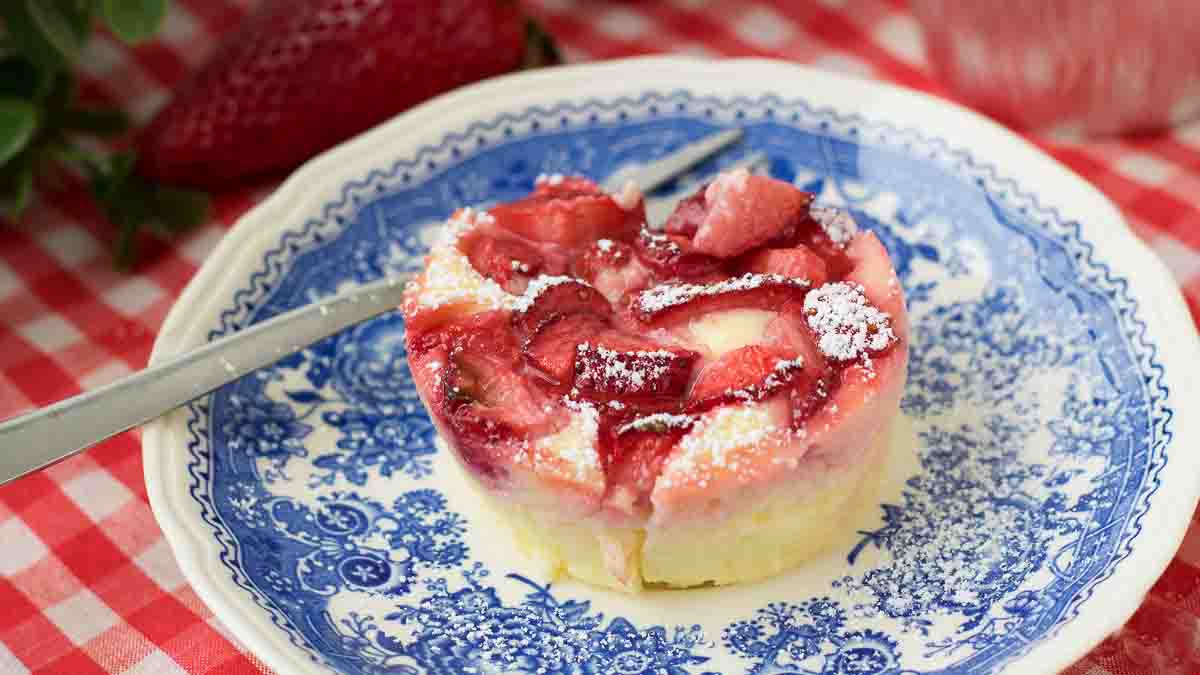 Cheesecake crémeux aux fraises, moelleux et gourmand