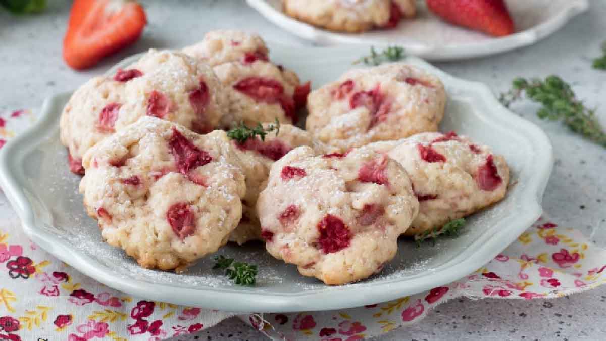 Biscuits aux fraises, une recette ultra rapide et très délicieuse