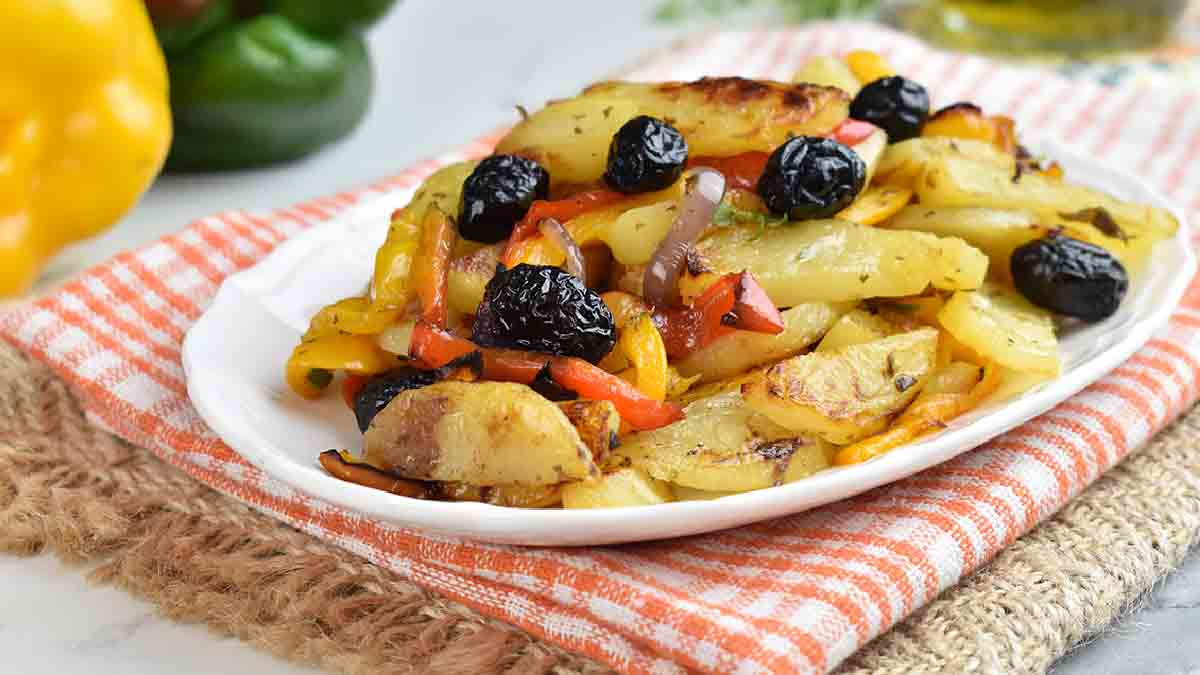 Pommes de terre et poivrons au four, légers et délicieux