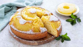 Gâteau à l'ananas et au yaourt, délicieux et moelleux à souhait